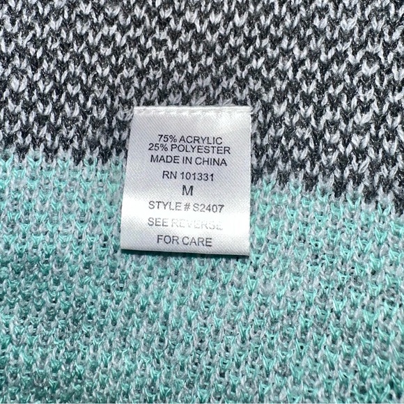 Charlotte Russe Aztec pattern shawl cardigan - M - Picture 4 of 9